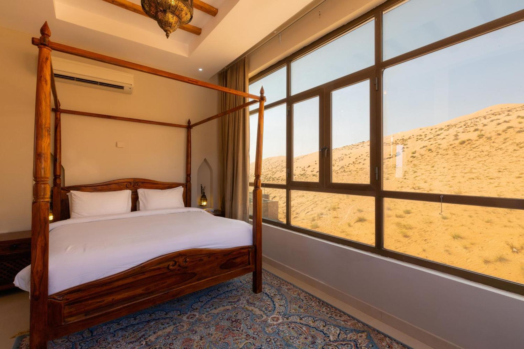Thousand Nights Camp Shāhiq